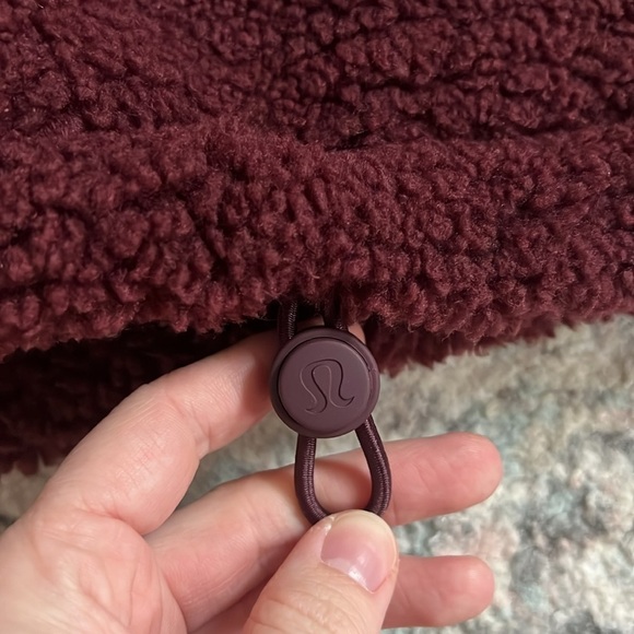 Lululemon Cinchable Fleece Zip-Up in Red Merlot - Picture 5 of 9